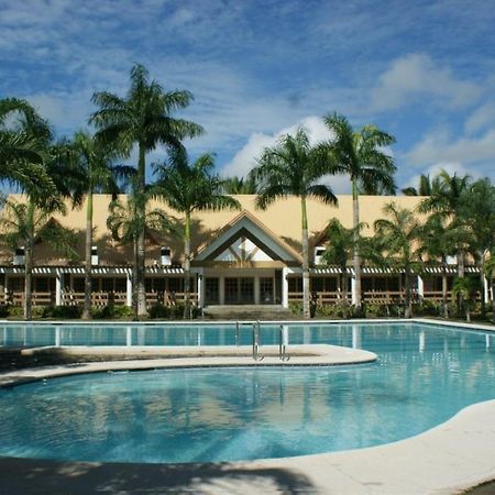 Pineapple Island Resort Daet Exterior photo